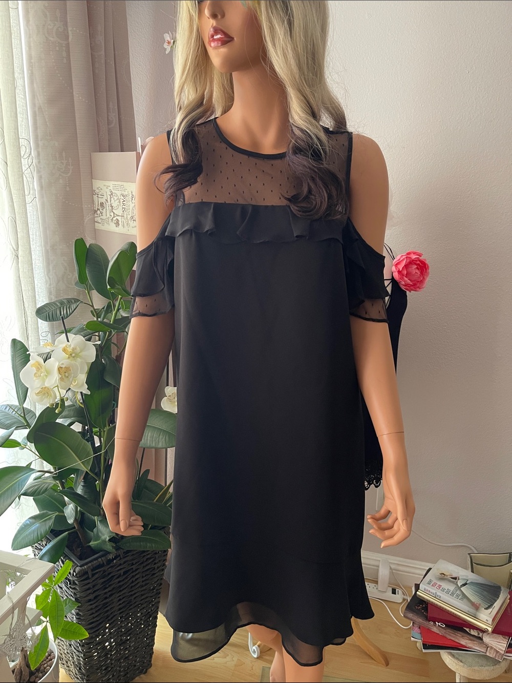 Black Cold-Shoulder Ruffle Shift Dress